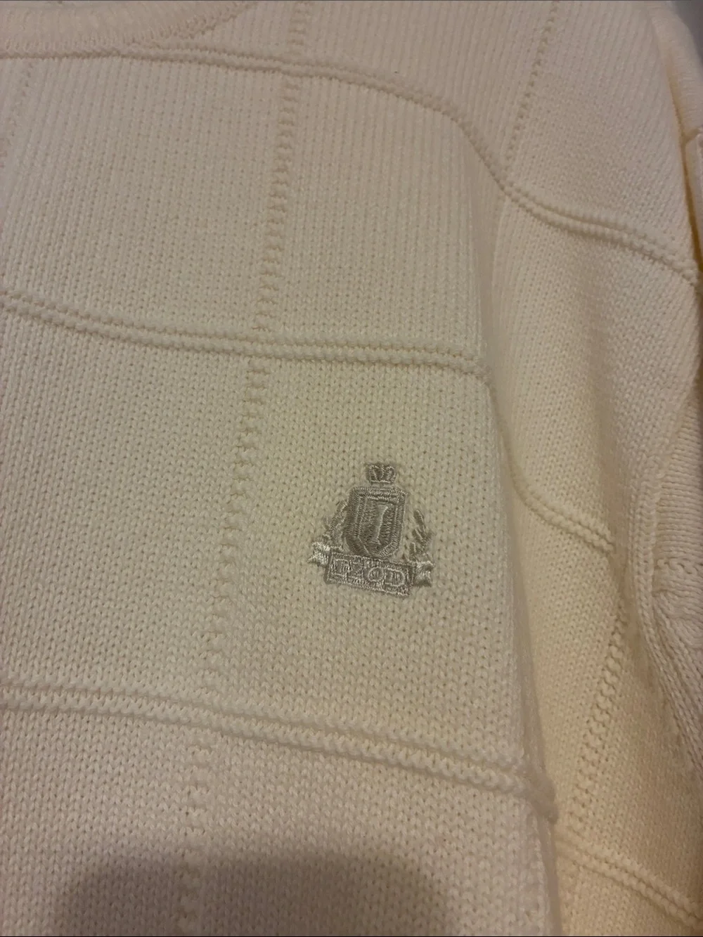 Izod Men's 2XL Cream Textured Crewneck Sweater